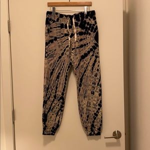 Monrow joggers